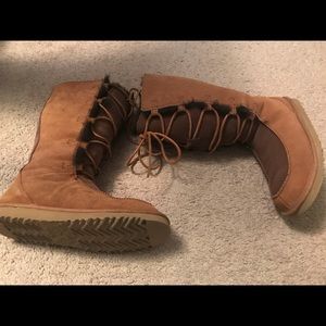 Ugg Australia women’s size 8 Boots worn 1 time